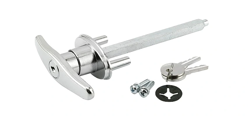 Old Style Garage Door Locks Replacements in Casa de Oro-Mount Helix, California