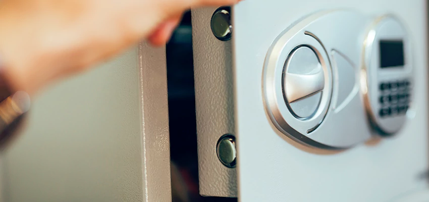 Fingerprint Safe Openers in Casa de Oro-Mount Helix, CA