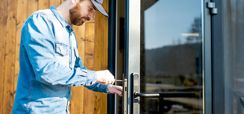 Frameless Glass Storefront Door Locks Replacement in Casa de Oro-Mount Helix, CA