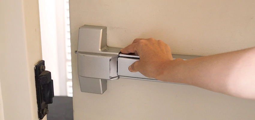 Roller Gate Panic Bar Installation in Casa de Oro-Mount Helix, California